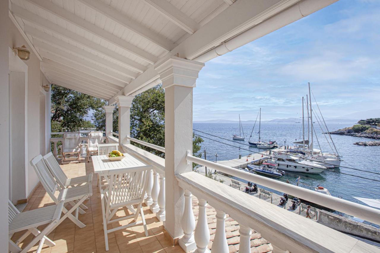 Kassiopi Seafront Elegant Apartments 외부 사진