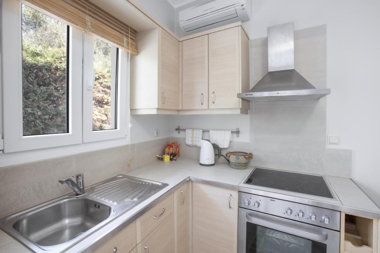 Kassiopi Seafront Elegant Apartments 외부 사진