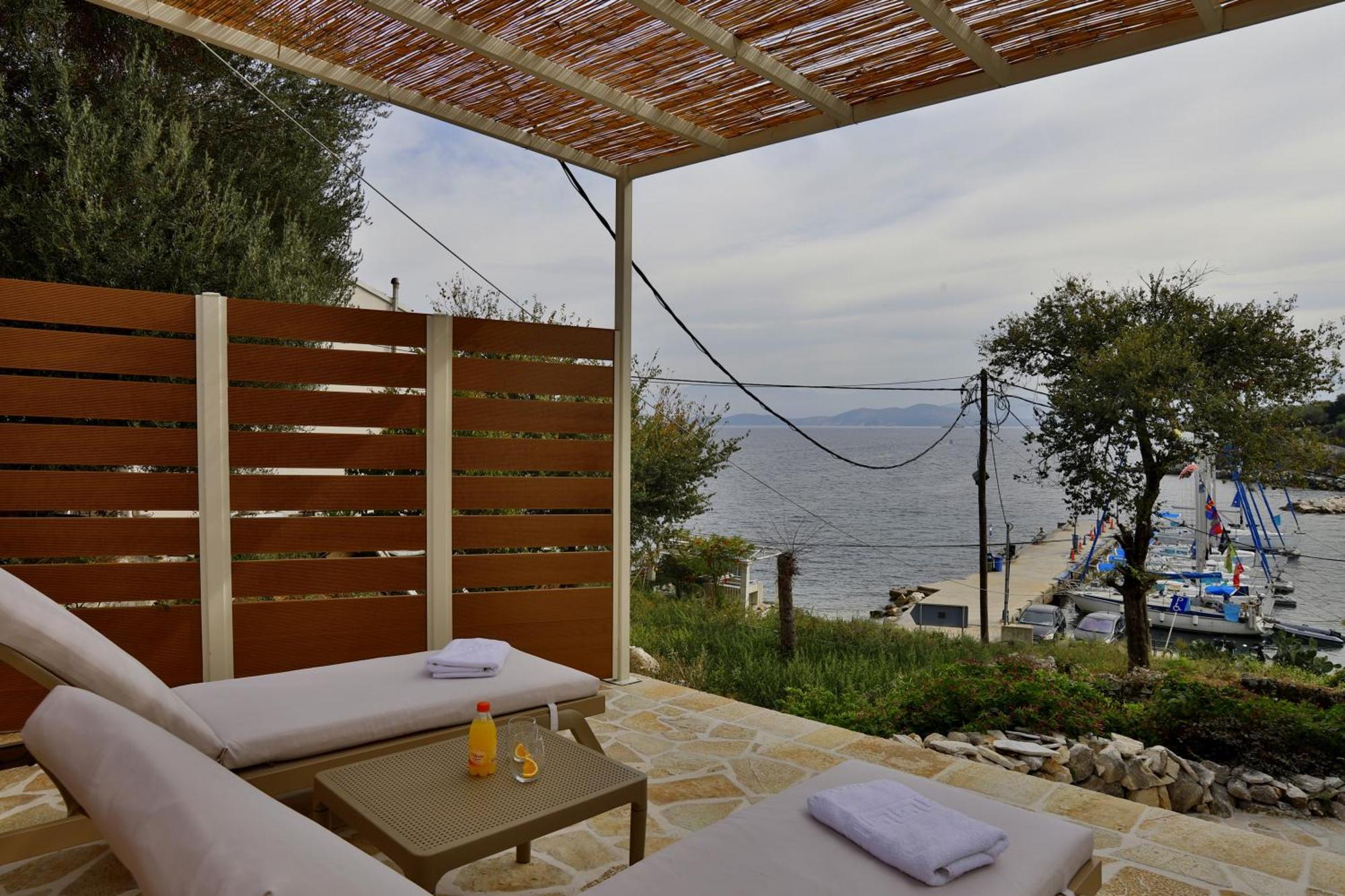 Kassiopi Seafront Elegant Apartments 외부 사진